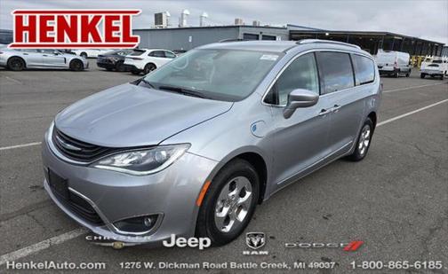 2019 Chrysler Pacifica Hybrid Touring L