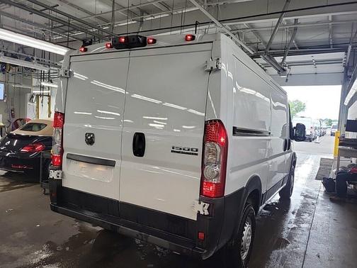 2025 RAM ProMaster 1500 Low Roof