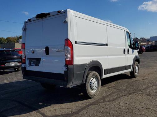 2025 RAM ProMaster 1500 Low Roof