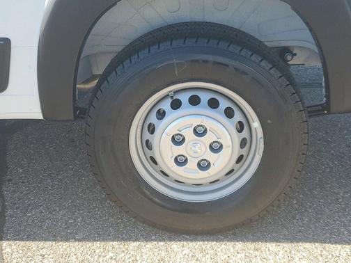 2025 RAM ProMaster 2500 Tradesman