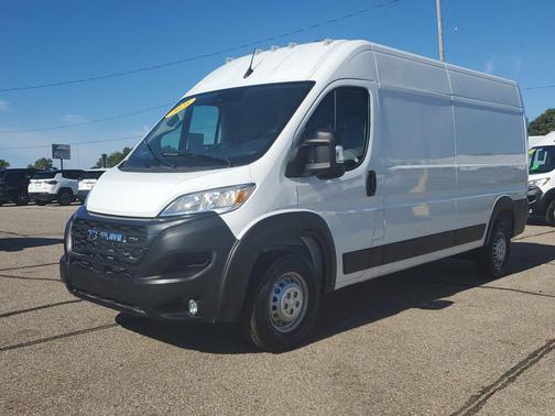 2025 RAM ProMaster 2500 Tradesman