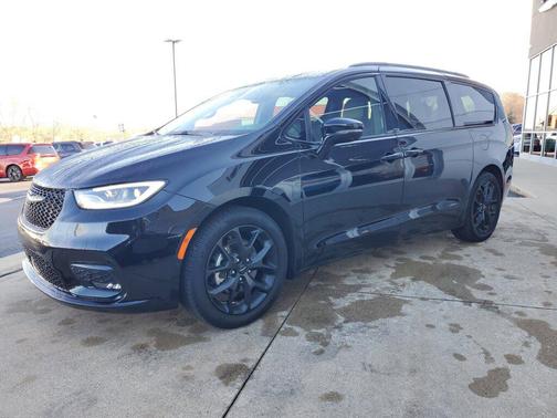 2024 Chrysler Pacifica Limited