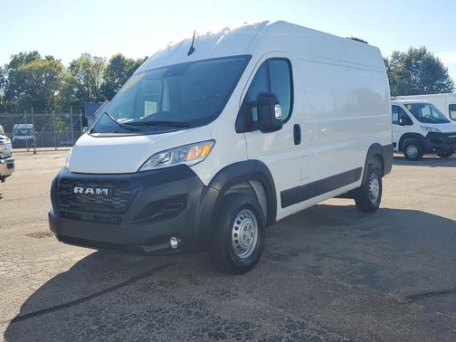 Bright White Clearcoat 2025 RAM ProMaster 1500 Base