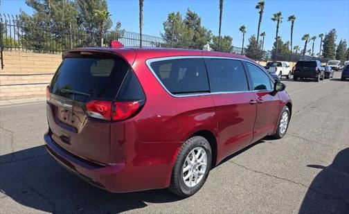 2020 Chrysler Pacifica Touring