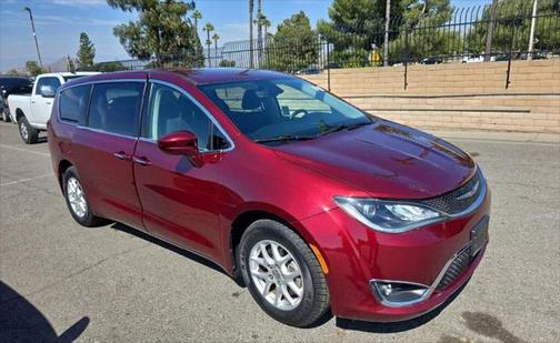 2020 Chrysler Pacifica Touring