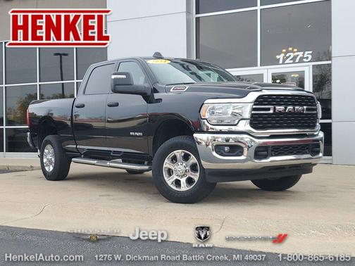 2024 RAM 2500 Big Horn Crew Cab 4x4 6'4' Box