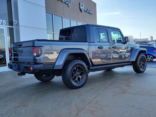 2021 Jeep Gladiator Willys 4x4