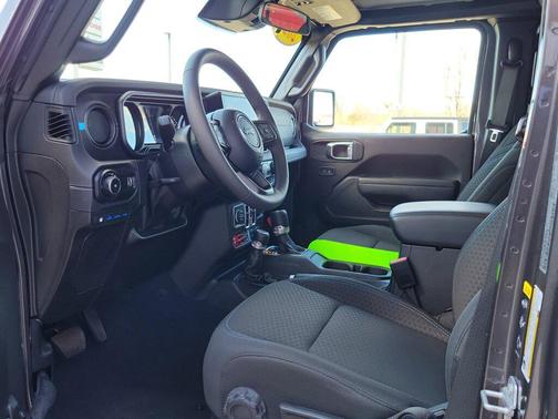 2025 Jeep Wrangler 4xe Rubicon