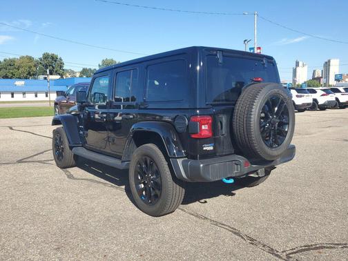 2023 Jeep Wrangler 4xe Sahara