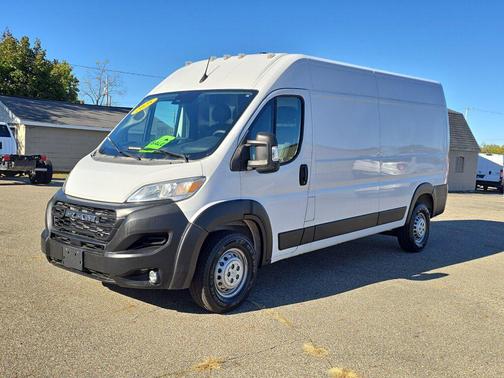 2025 RAM ProMaster 2500 Tradesman