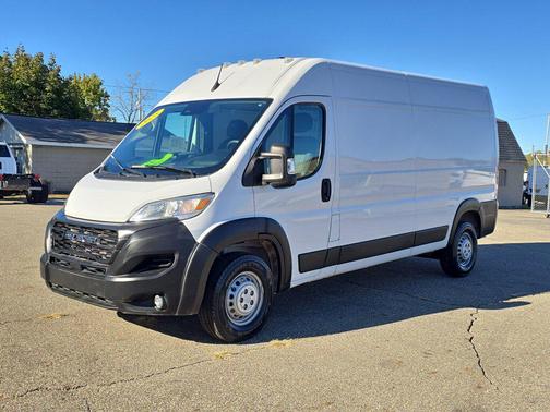 2025 RAM ProMaster 2500 Tradesman