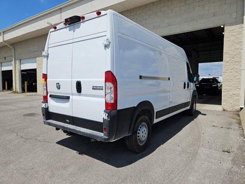 2025 RAM ProMaster 2500 Tradesman