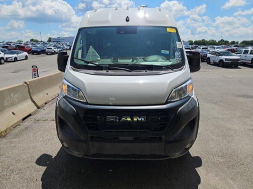 2025 RAM ProMaster 2500 Tradesman
