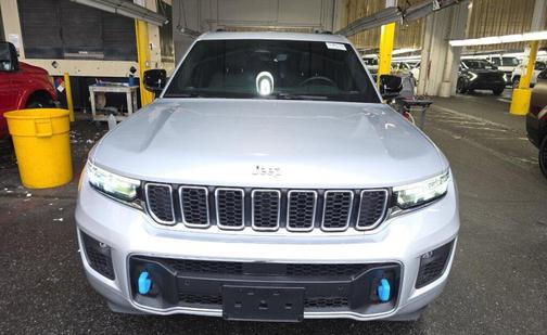 Silver Zynith 2023 Jeep Grand Cherokee 4xe Overland