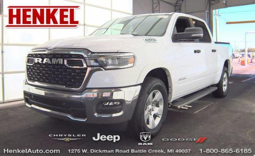 Bright White Clearcoat 2025 RAM 1500 Big Horn/Lone Star