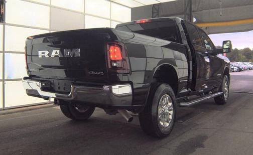 Diamond Black Crystal Pearlcoat 2025 RAM 2500 Big Horn Crew Cab 4x4 6'4' Box
