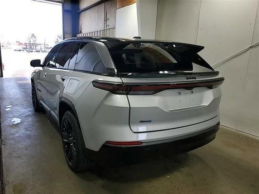 2024 Jeep Wagoneer S Launch Edition