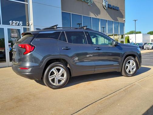 Graphite Gray Metallic 2019 GMC Terrain SLE