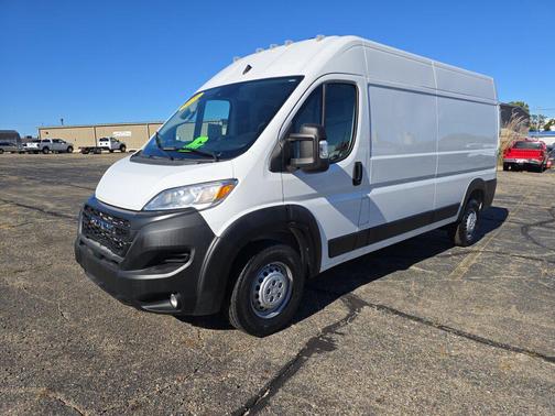 2025 RAM ProMaster 2500 Tradesman