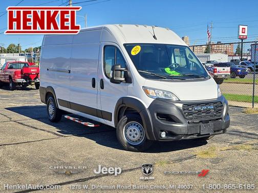 Bright White Clearcoat 2025 RAM ProMaster 2500 Tradesman