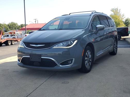 2020 Chrysler Pacifica Hybrid Limited