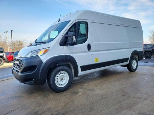 2025 RAM ProMaster 2500 Tradesman