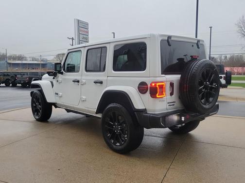 Bright White Clearcoat 2025 Jeep Wrangler 4xe Sahara