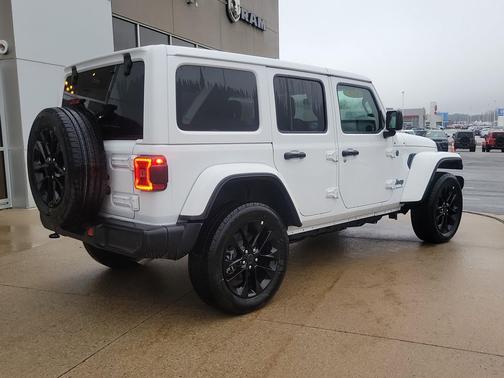 Bright White Clearcoat 2025 Jeep Wrangler 4xe Sahara