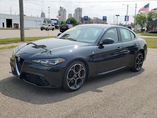 2024 Alfa Romeo Giulia Ti
