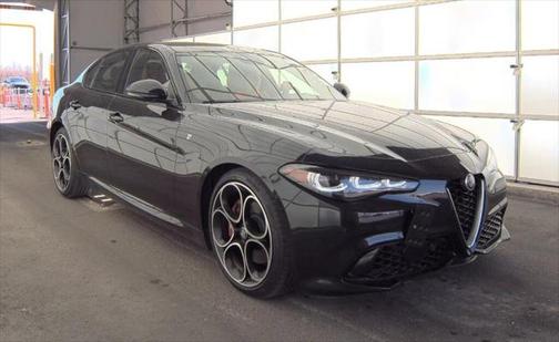 2024 Alfa Romeo Giulia Ti