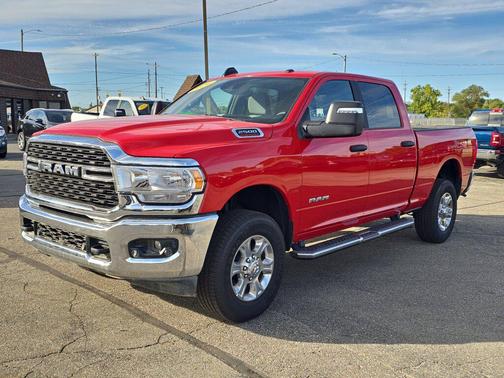 2024 RAM 2500 Big Horn Crew Cab 4x4 6'4' Box