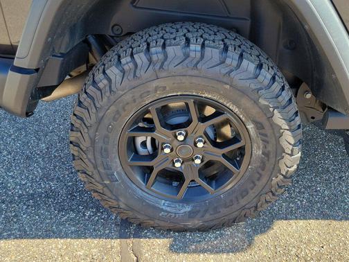 2025 Jeep Wrangler 4xe Willys