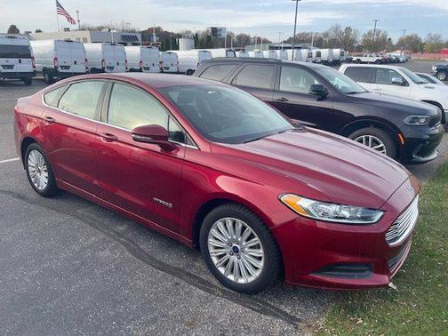 2015 Ford Fusion Hybrid SE
