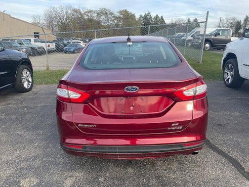 2015 Ford Fusion Hybrid SE