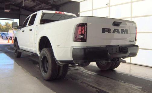 2025 RAM 3500 Tradesman Crew Cab 4x4 8' Box