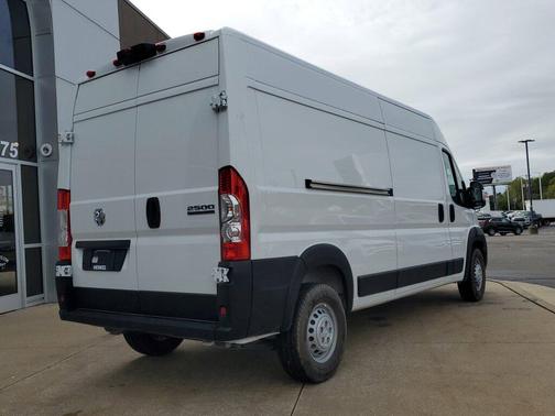 2025 RAM ProMaster 2500 Tradesman