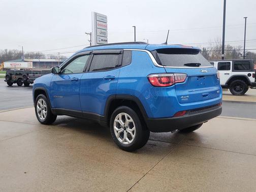 Hydro Blue Pearlcoat 2025 Jeep Compass Latitude