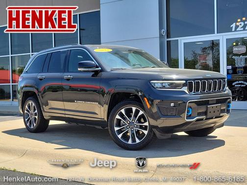 Rocky Mountain Pearlcoat 2023 Jeep Grand Cherokee 4xe Overland