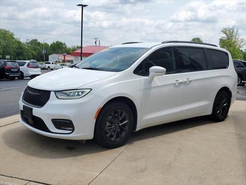2021 Chrysler Pacifica Touring