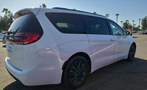 2021 Chrysler Pacifica Touring