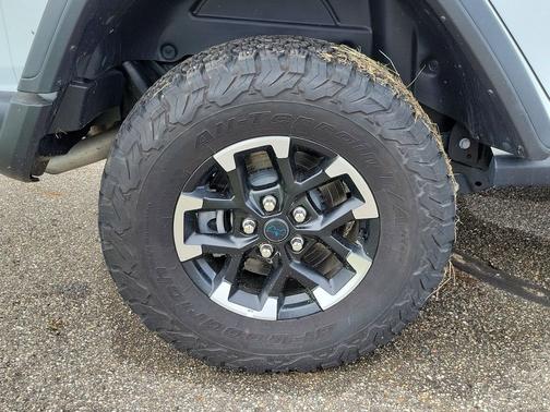 Bright White Clearcoat 2025 Jeep Wrangler 4xe Rubicon