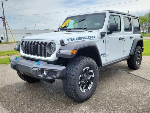 Bright White Clearcoat 2025 Jeep Wrangler 4xe Rubicon