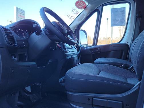 Bright White Clearcoat 2025 RAM ProMaster 2500 Tradesman