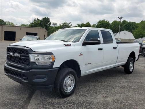 2022 RAM 2500 Tradesman Crew Cab 4x4 8' Box