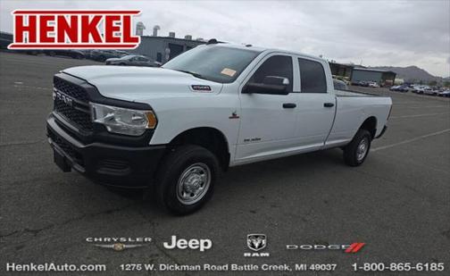 2022 RAM 2500 Tradesman Crew Cab 4x4 8' Box