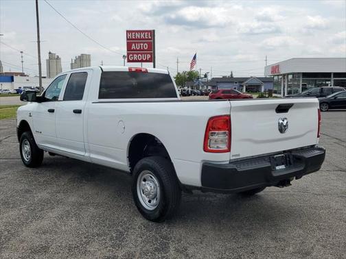 2022 RAM 2500 Tradesman Crew Cab 4x4 8' Box