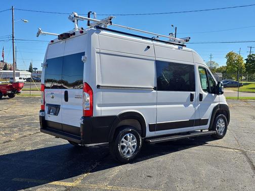 2025 RAM ProMaster 1500 Base
