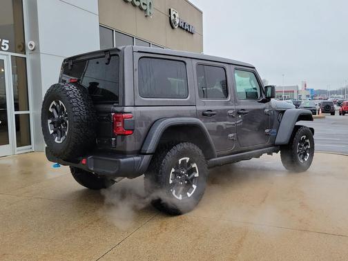 Granite Crystal Metallic Clearcoat 2025 Jeep Wrangler 4xe Rubicon