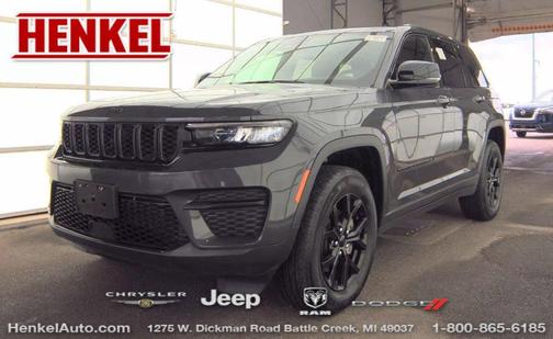Baltic Gray Metallic Clearcoat 2024 Jeep Grand Cherokee Altitude