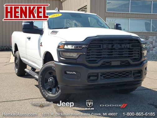 2025 RAM 3500 Tradesman Regular Cab 4x4 8' Box